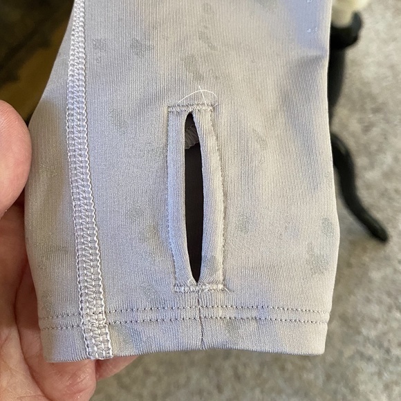 Under Armour Cold Gear Half‎ Zip Activewear Gray Pullover Sz. S - Picture 6 of 15